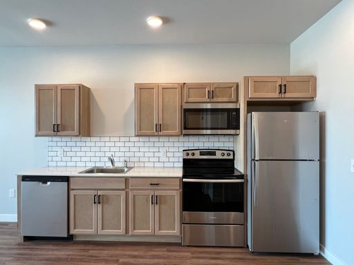 SCS Wolf River Apartment Community