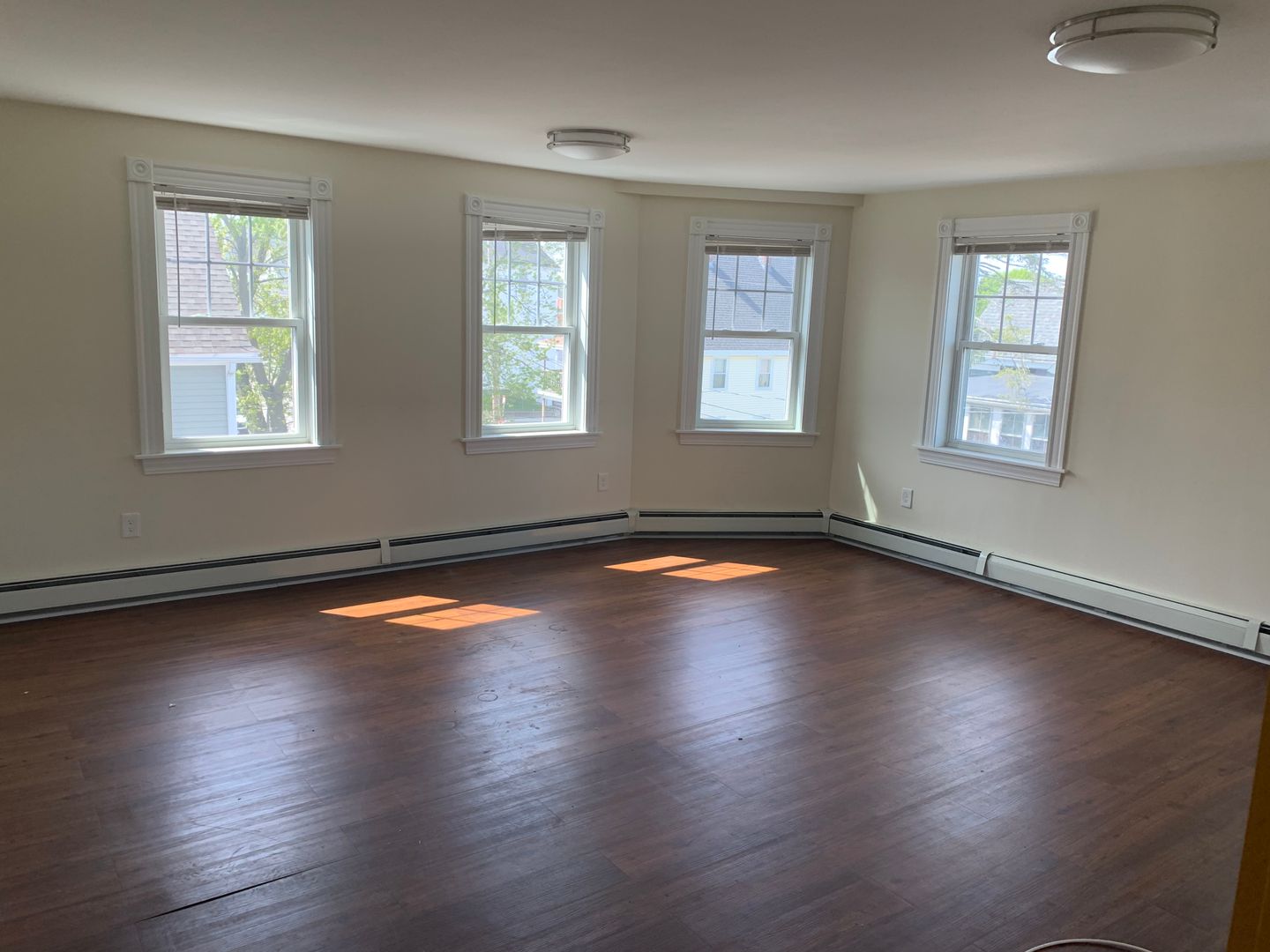 Framingham Apartment: 2 Coburn St,
