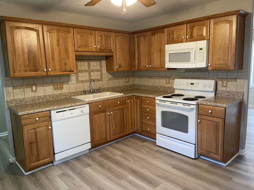 Make this your home in time for the holidays!!! – photo 1