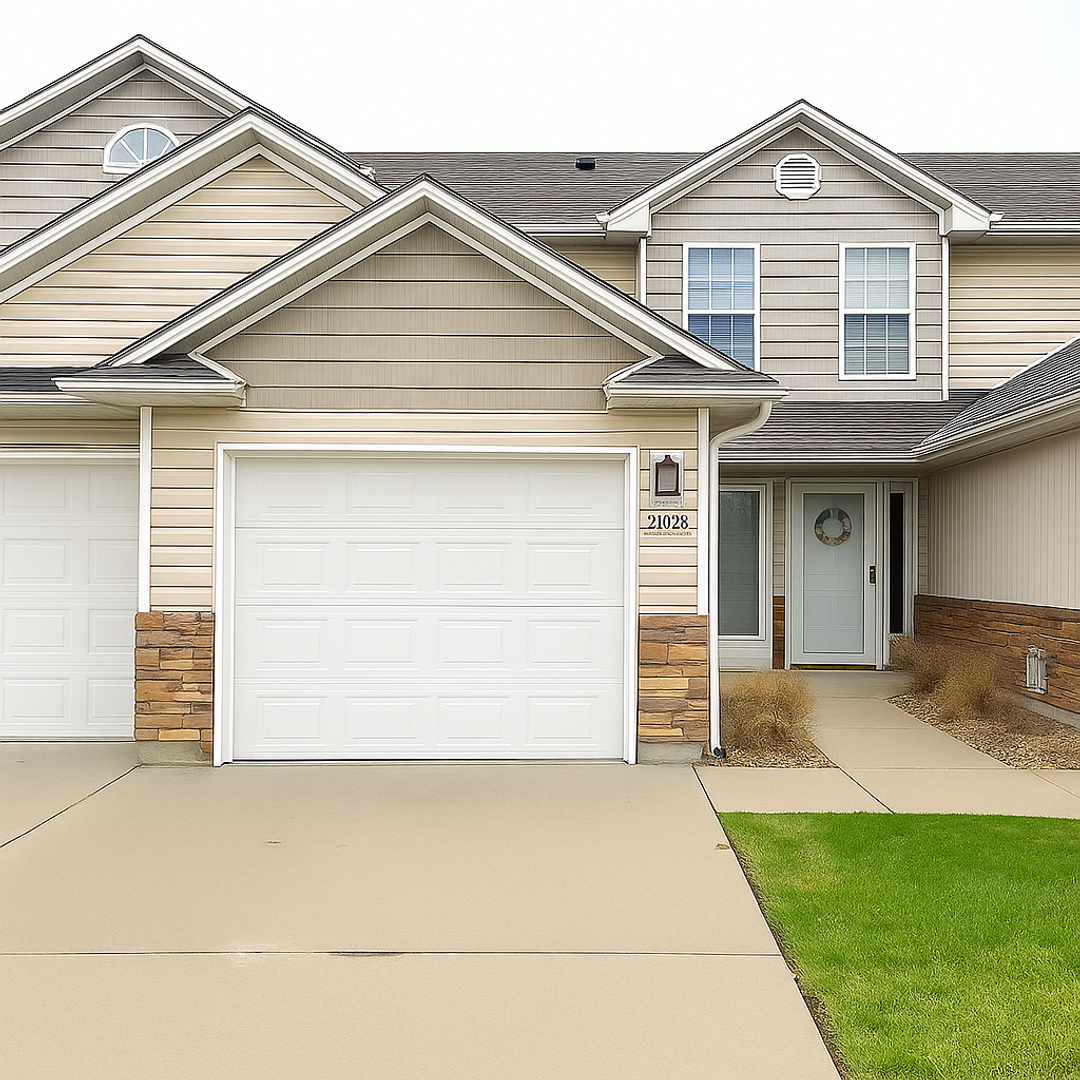 Spring Hill House: 21028 Millridge St