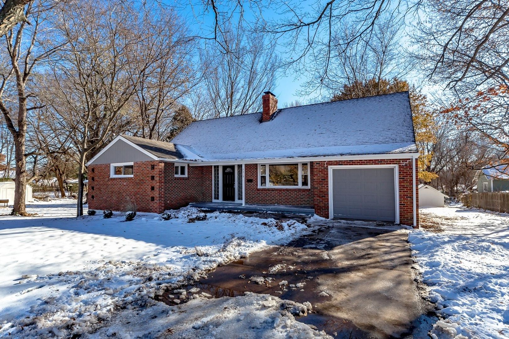 Raytown House: 5315 Blue Ridge Blvd