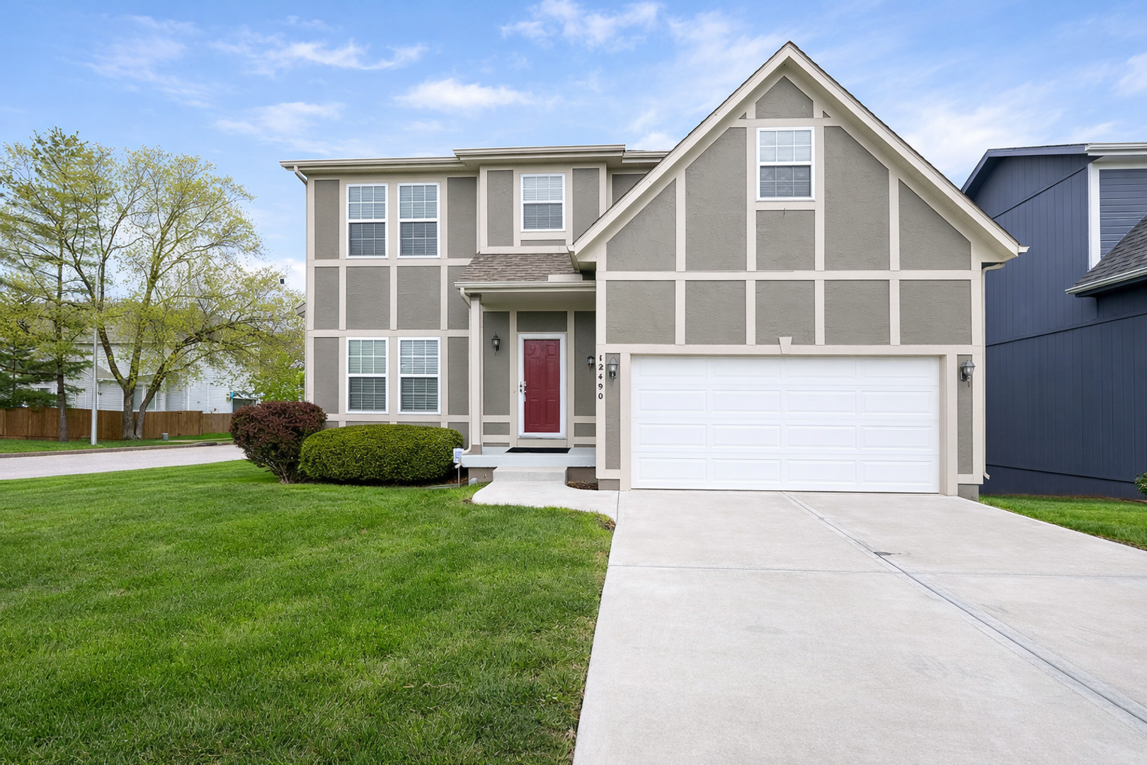 Kansas City House: 12490 Charlotte St