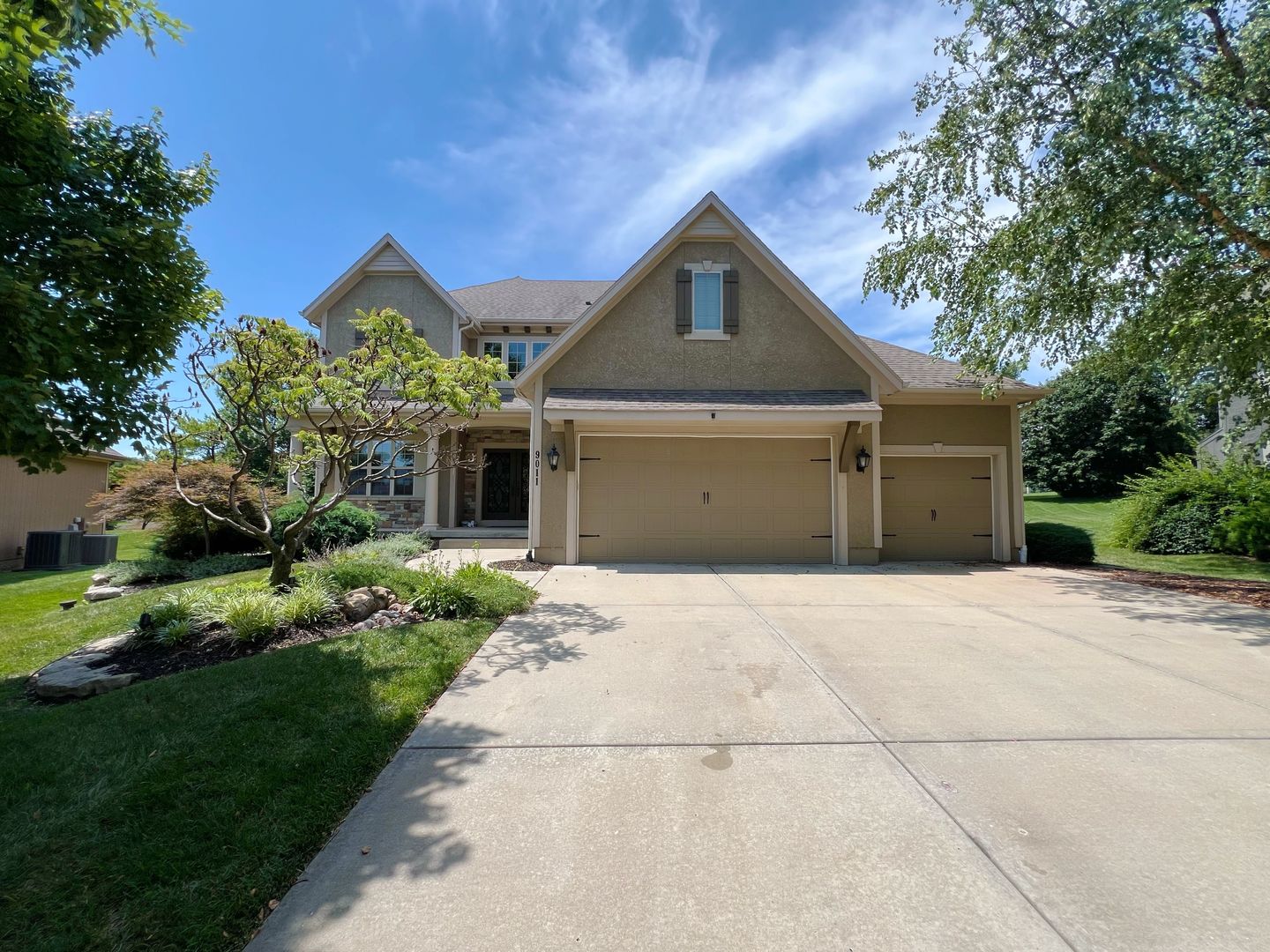 Overland Park House: 9011 W 158th Ter