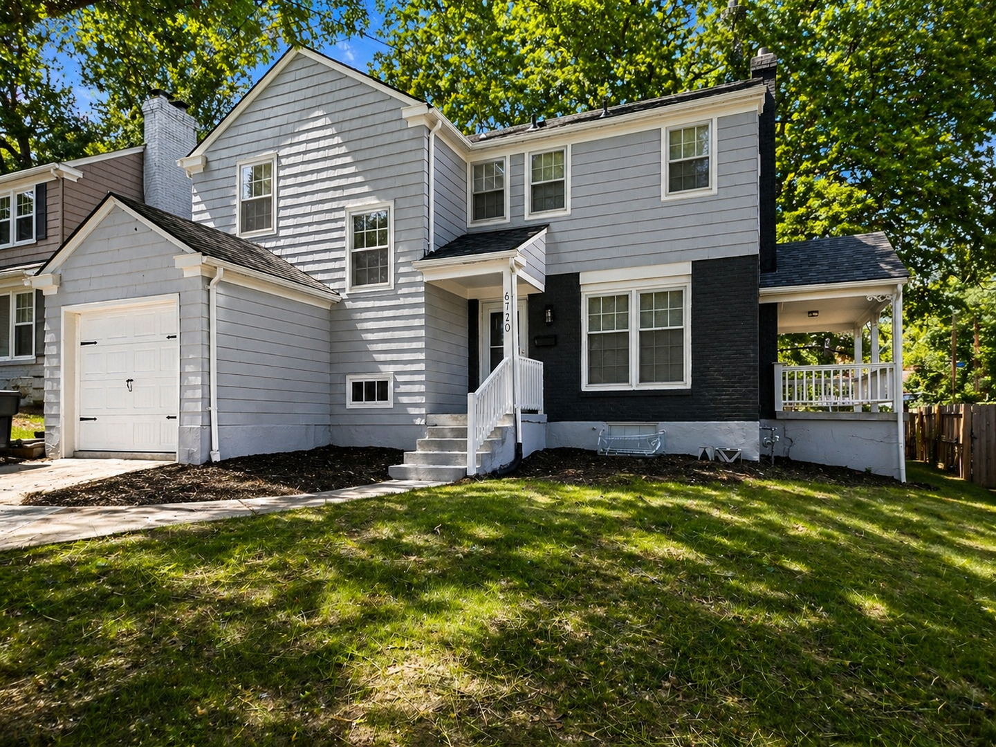 Kansas City House: 6720 Holmes Rd