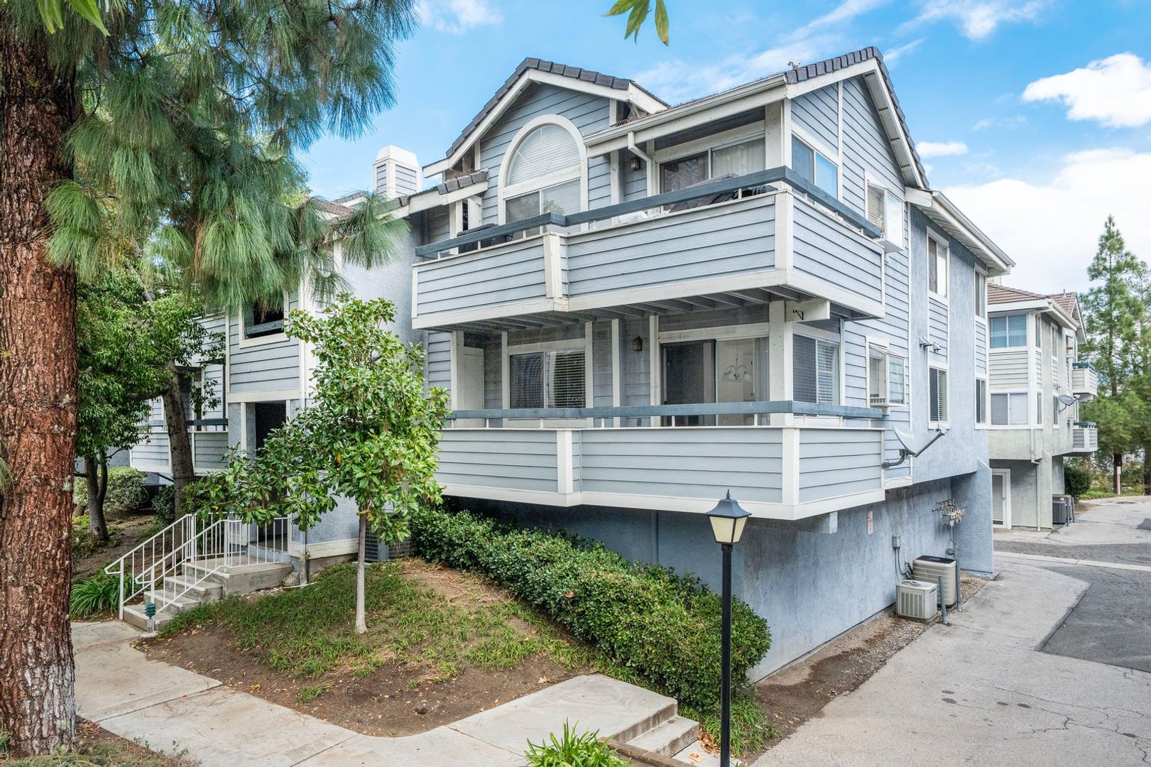 Canyon Country Condo: 26914 Rainbow Glen #215