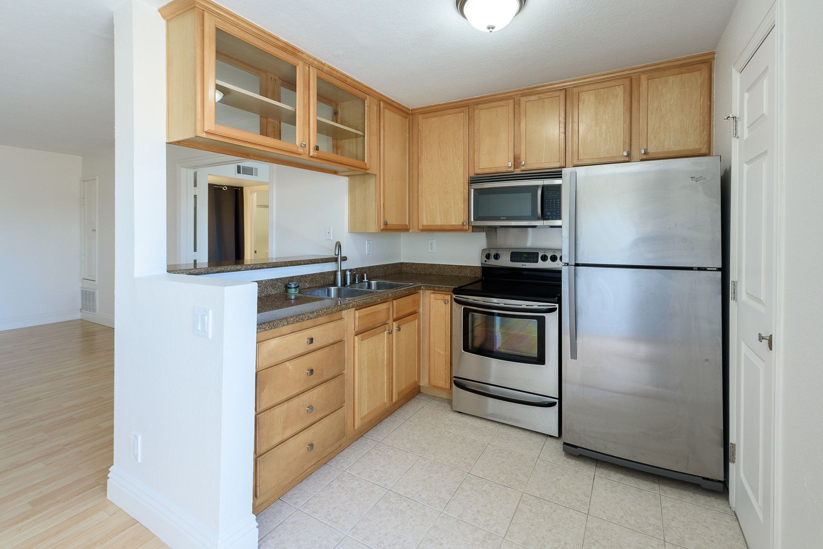 Santee House: 8731 Graves Avenue, #63