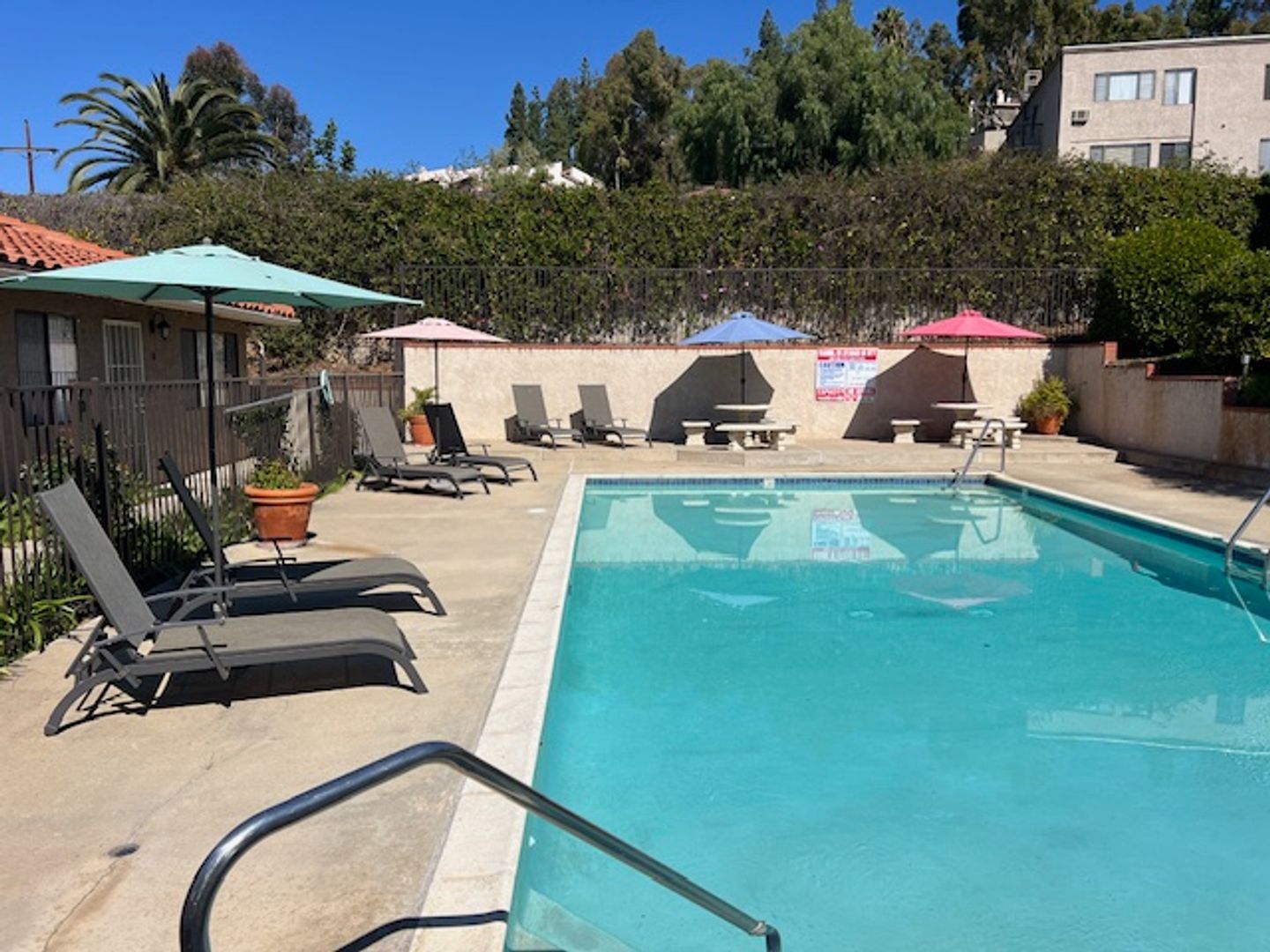 El Cajon Apartment: 1546 Broadway