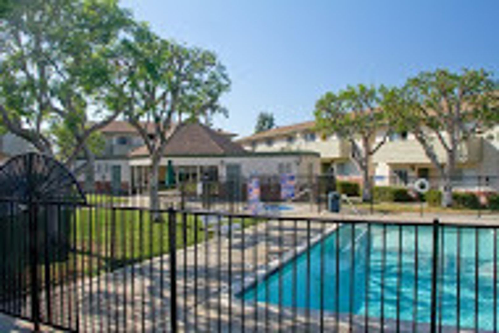 El Cajon Apartment: 950 South Magnolia Ave