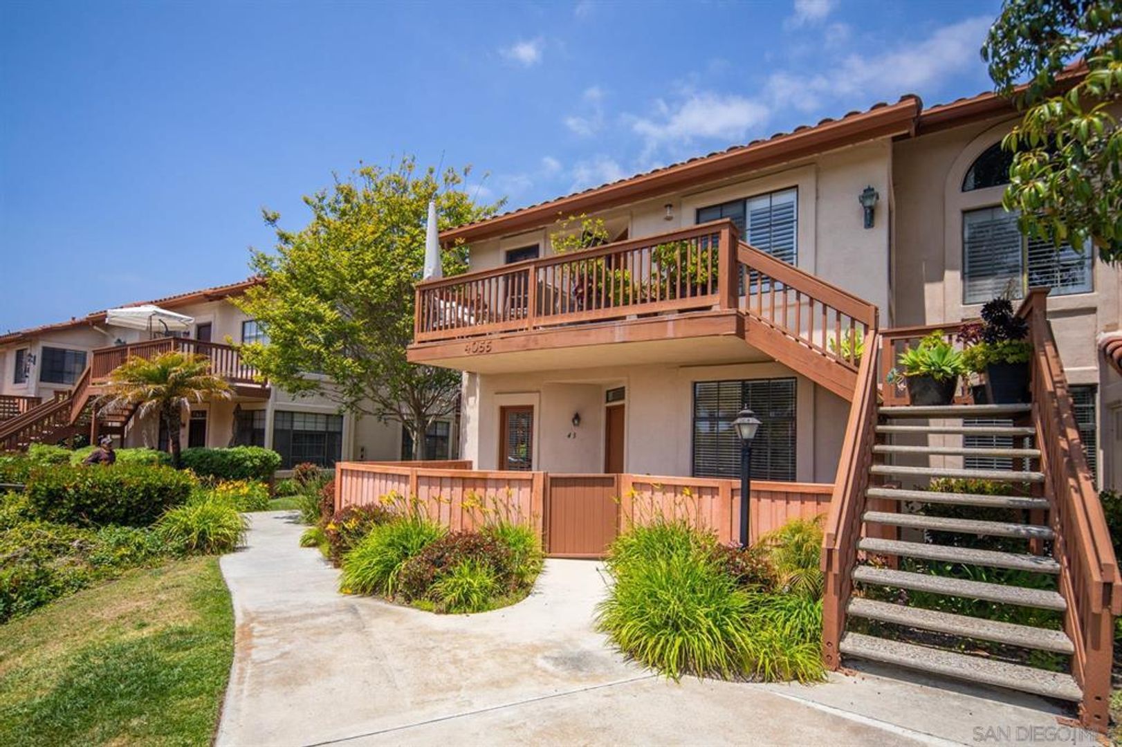 San Diego Condo: 4055 Carmel View Rd.