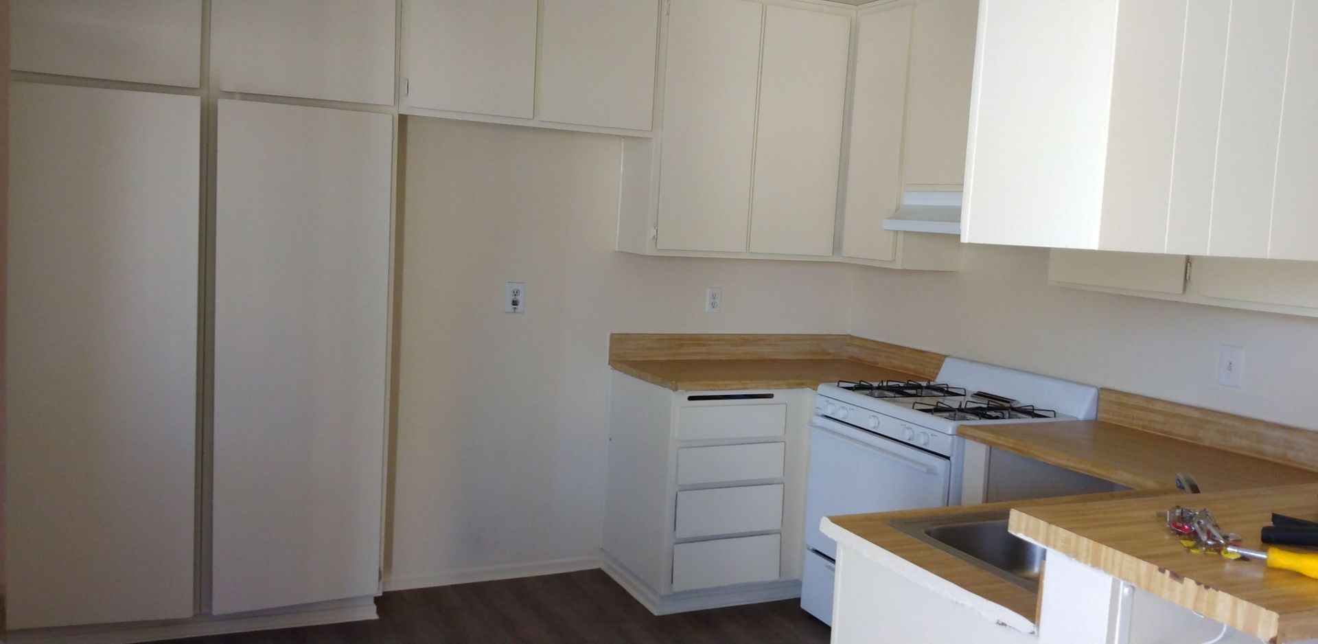 Victorville Apartment: 16350 Pebble Beach Dr