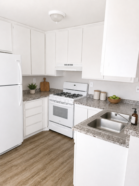 2 Bedroom Available in Victorville - Gated Complex w/ Pool, Large Spacious Apartment