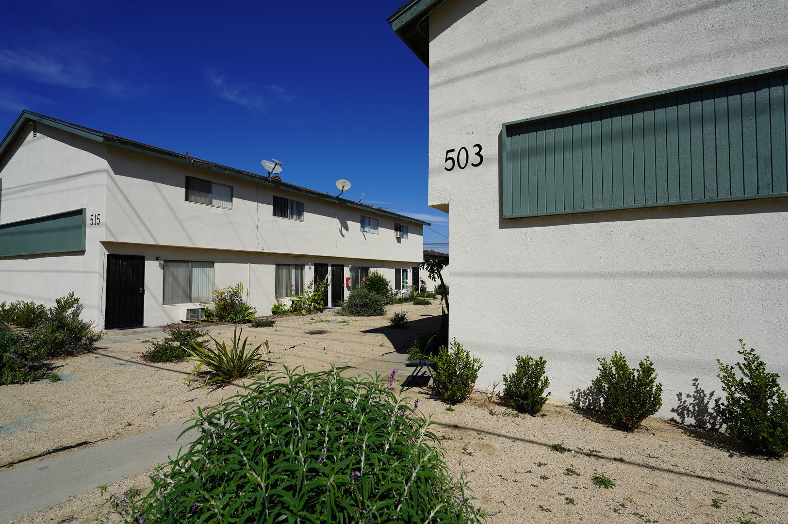 Corona Apartment: 461-587 River Rd