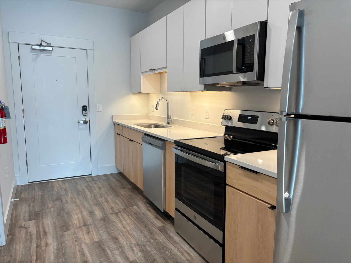 Colchester Apartment: 121 Shea Drive