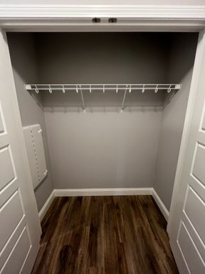 Listing photo thumbnail