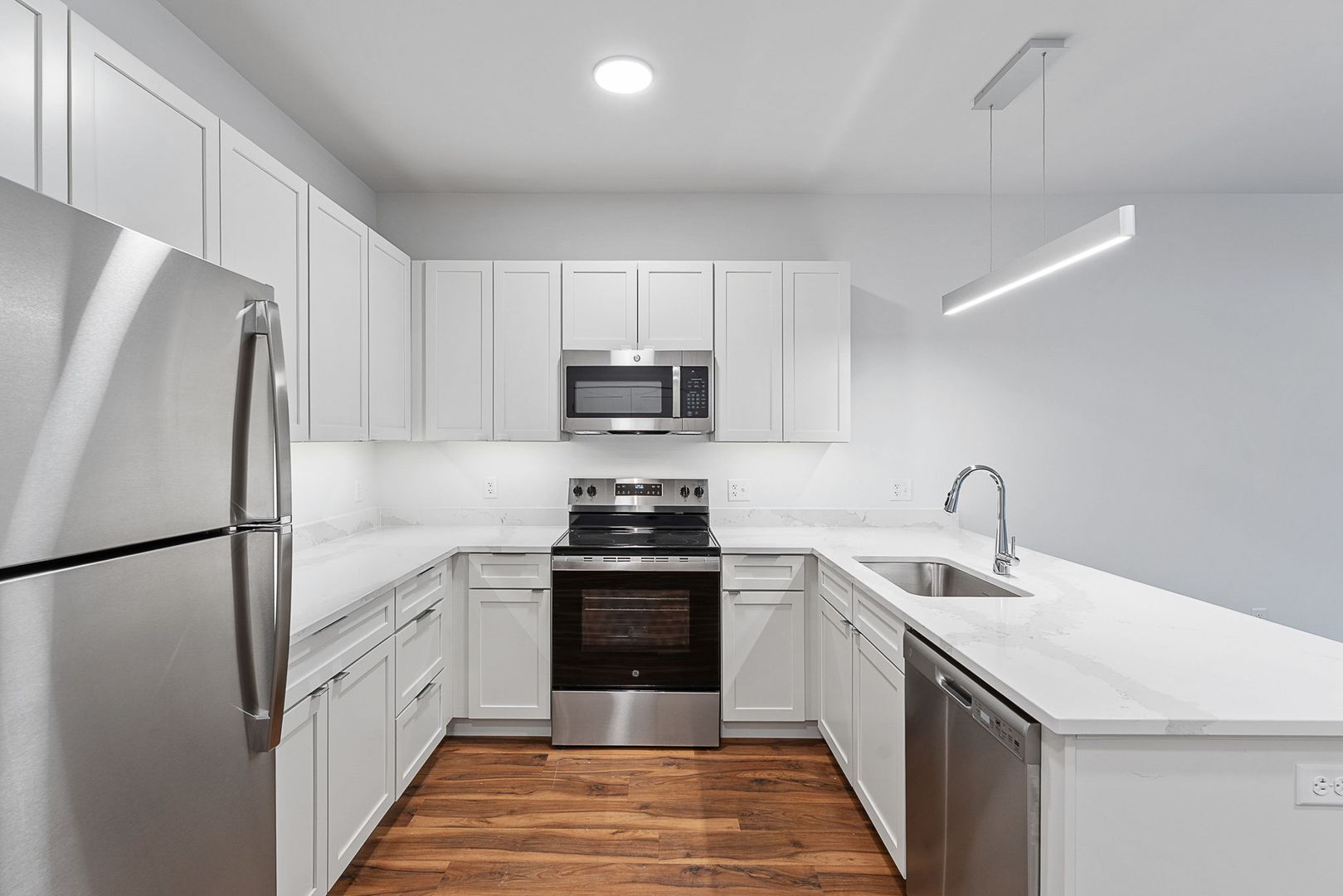 Colchester Apartment: 125 Shea Drive