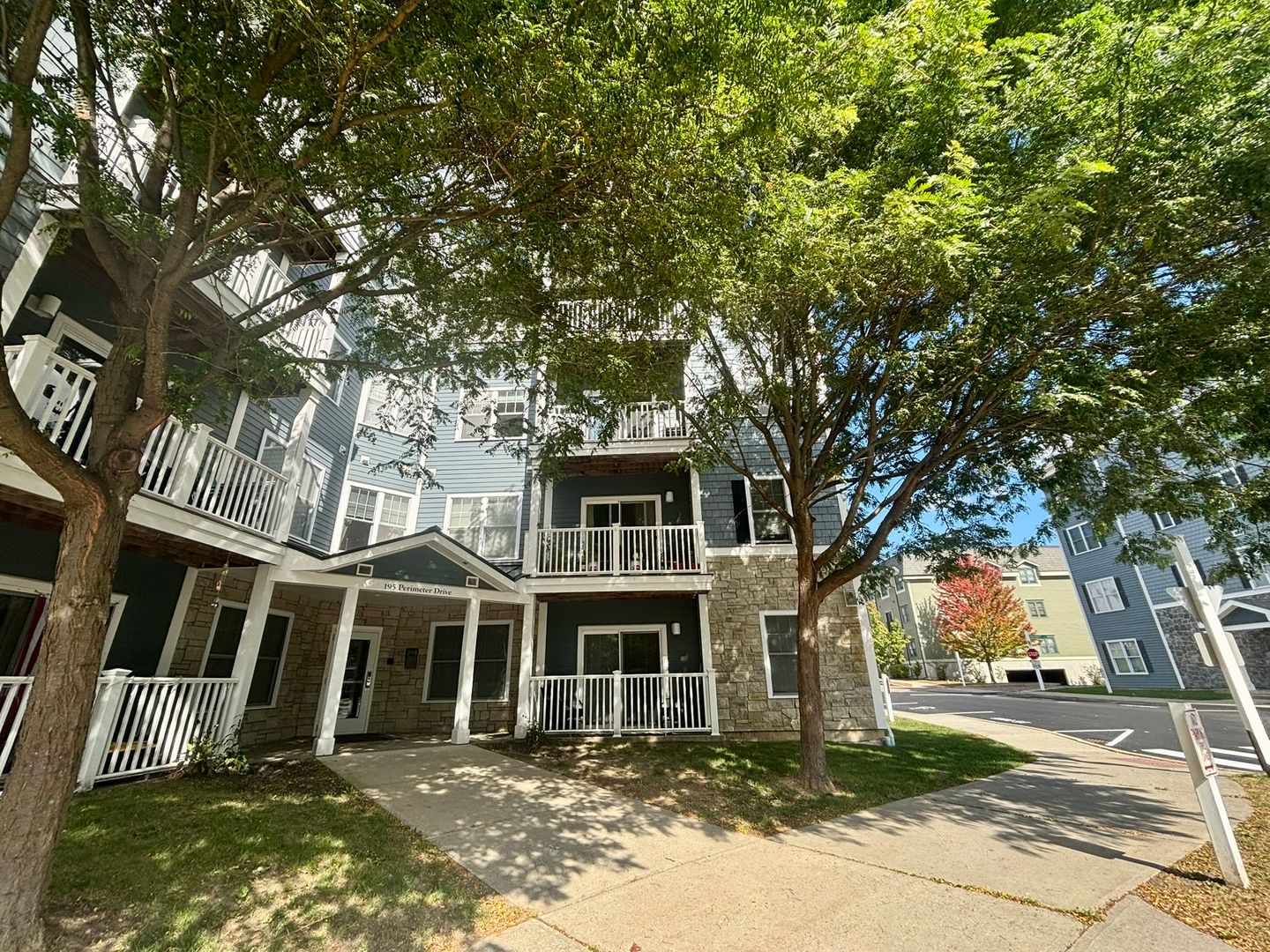 Colchester Apartment: 195 Perimeter Drive