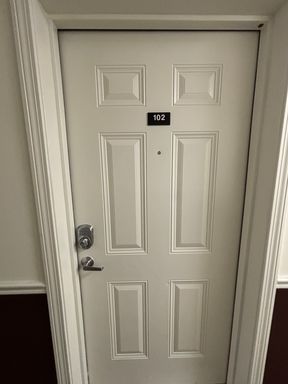 Listing photo thumbnail