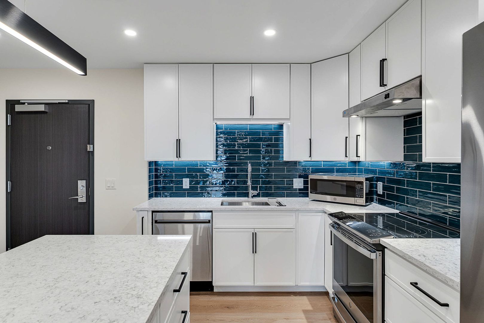 Burlington Apartment: 140 Bank Street