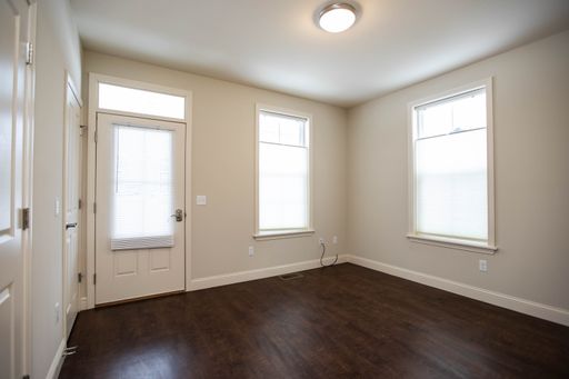 Listing photo thumbnail