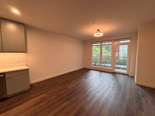 Listing photo thumbnail