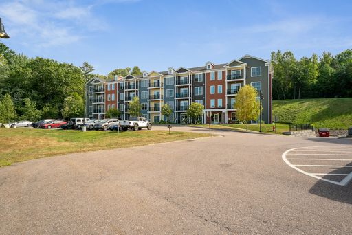 Top Floor 1 Bedroom - Burlington, VT – photo 1