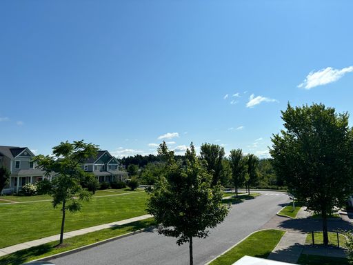 Listing photo thumbnail