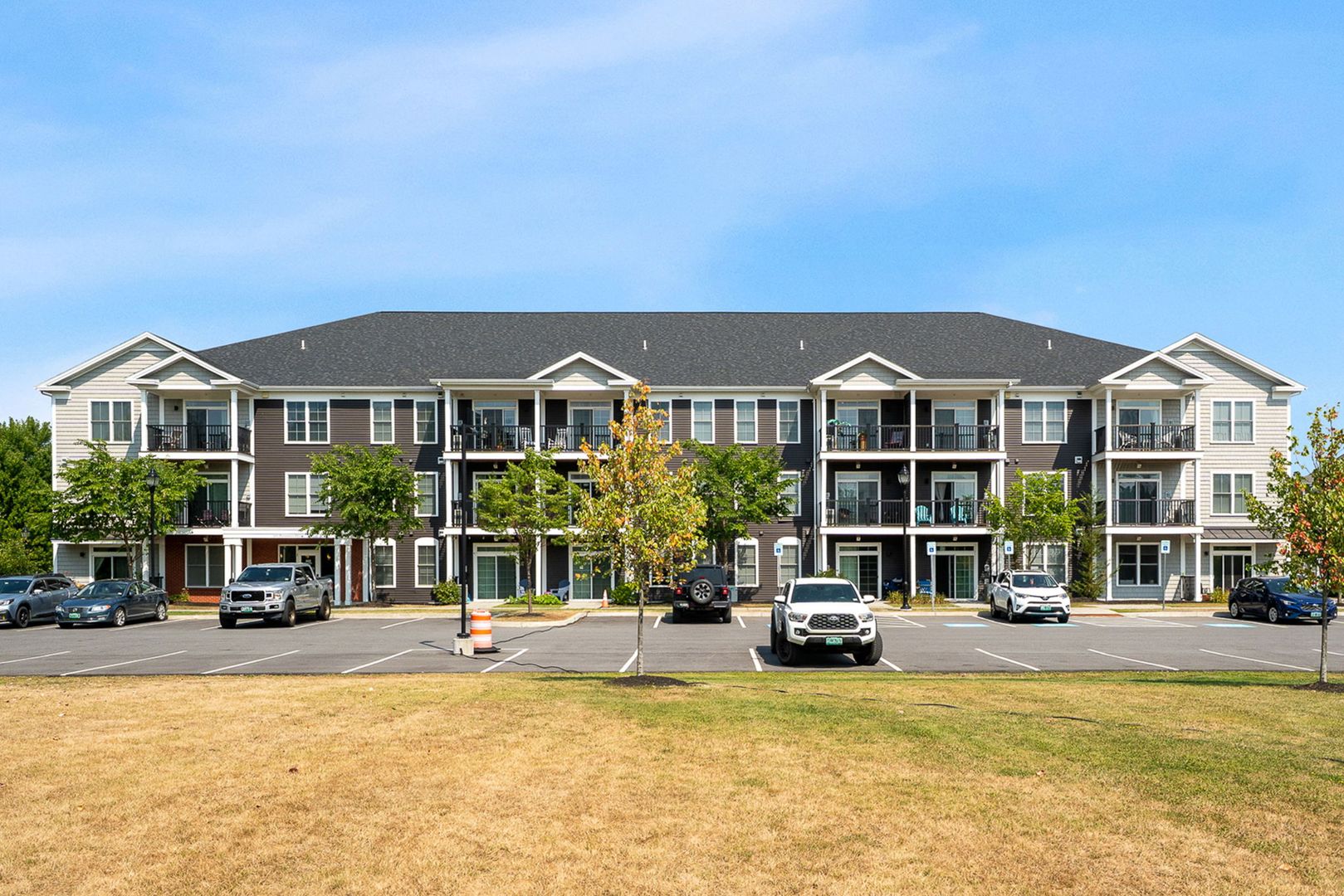 Colchester Apartment: 102 Perimeter Drive