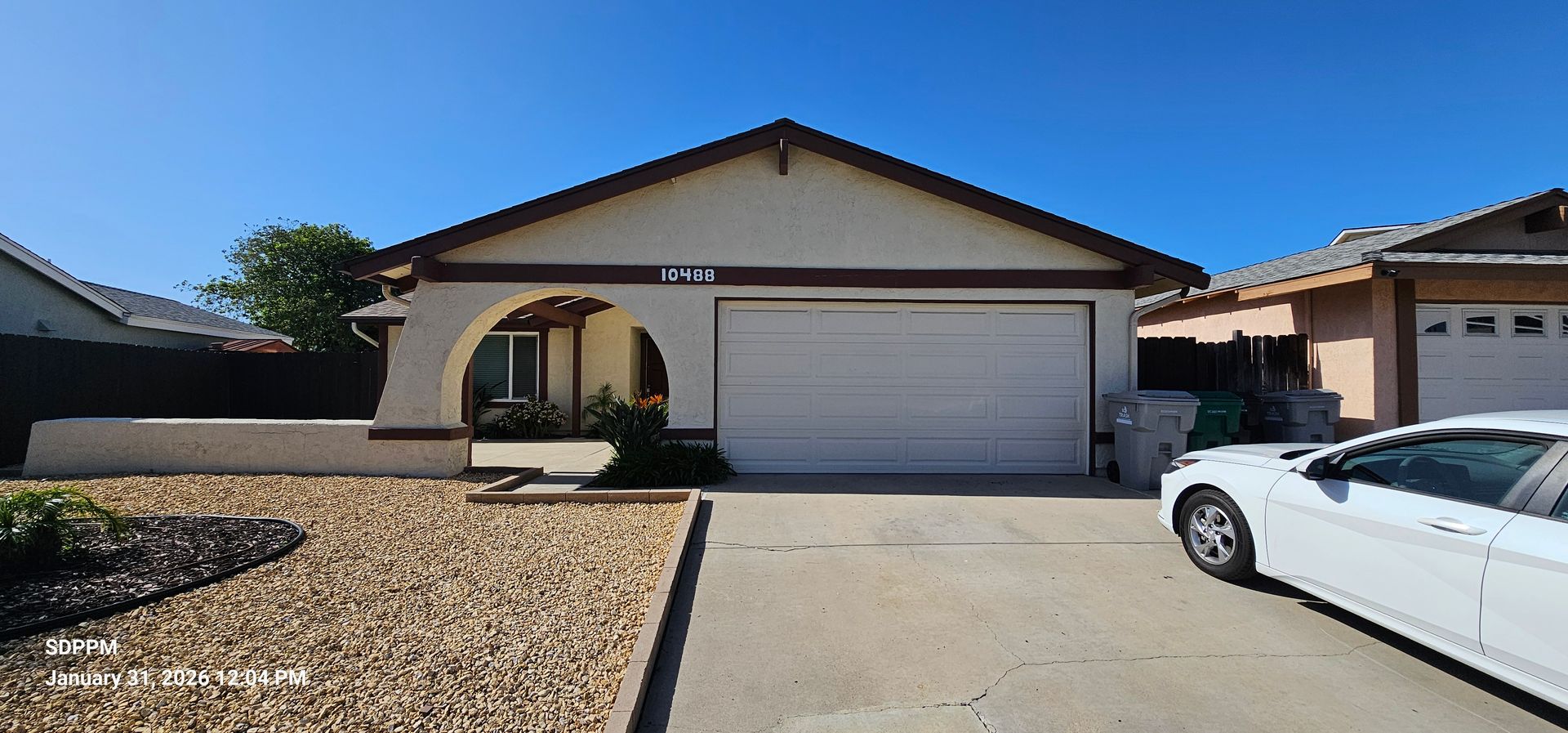 San Diego House: 10488 Manila Ave