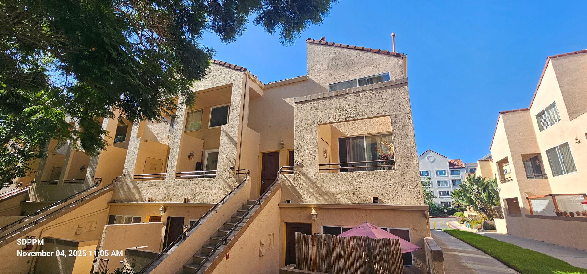 San Diego Condo: 3927 Nobel Dr  # 59