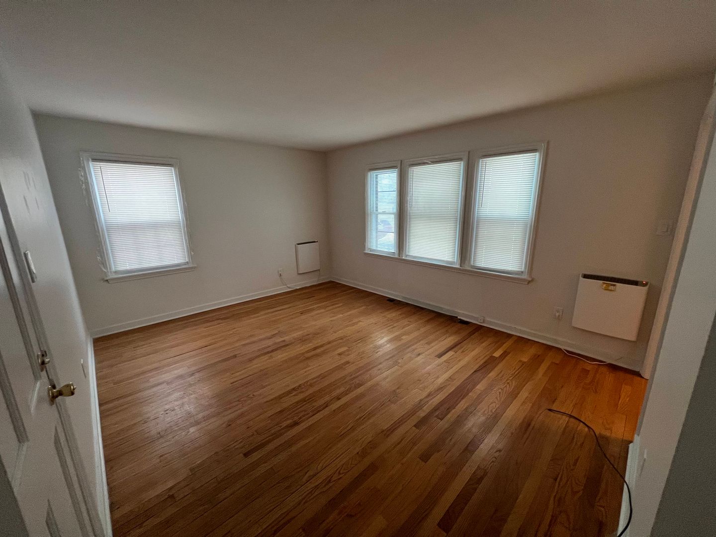 Niskayuna Apartment: 2331-2333 Niskayuna Dr.