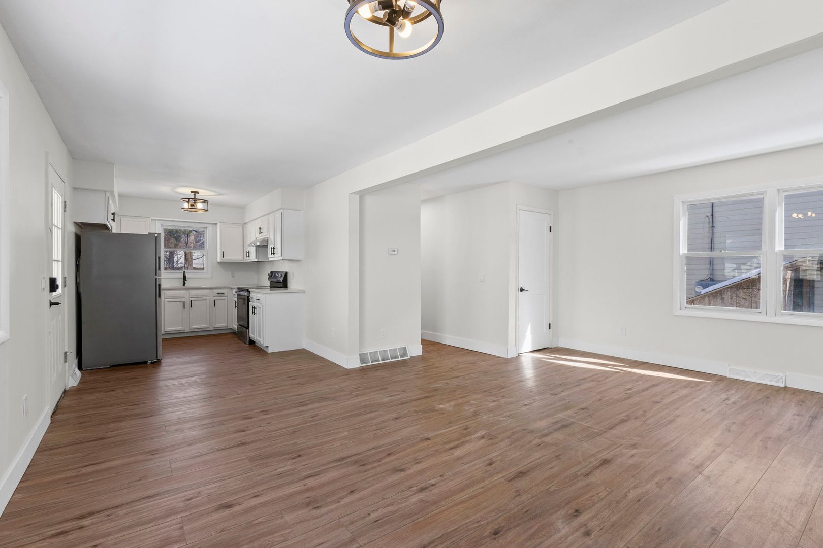 Schenectady Apartment: 1812-1826 Albany St.