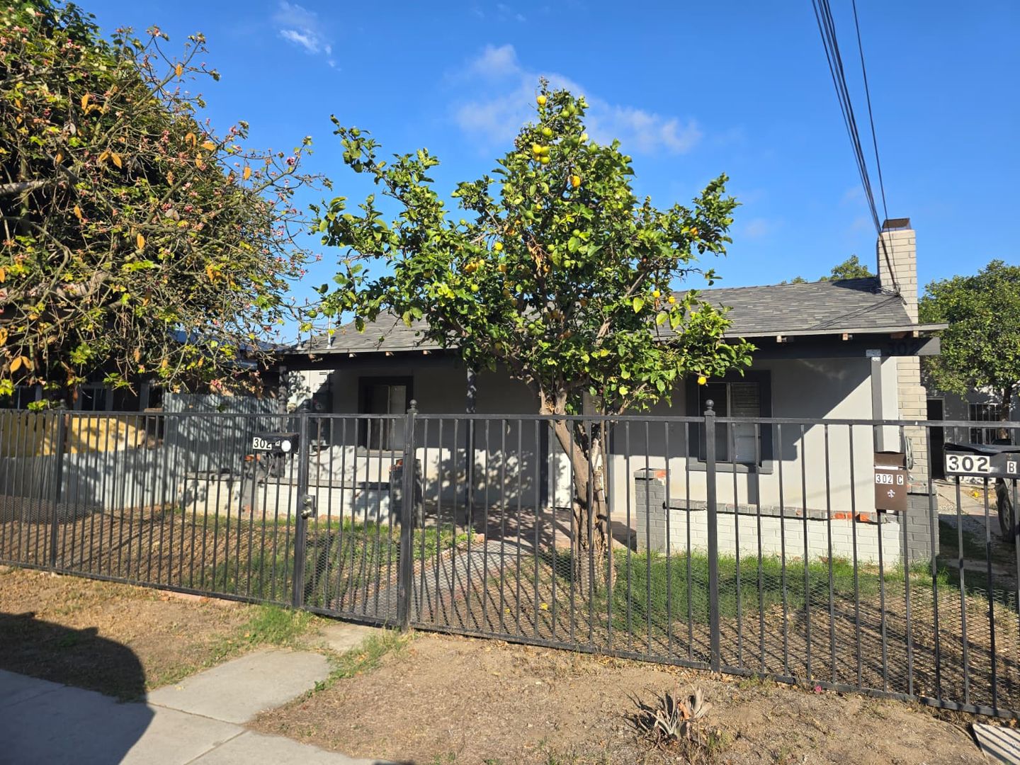 San Ysidro Apartment: 302 Sycamore Rd