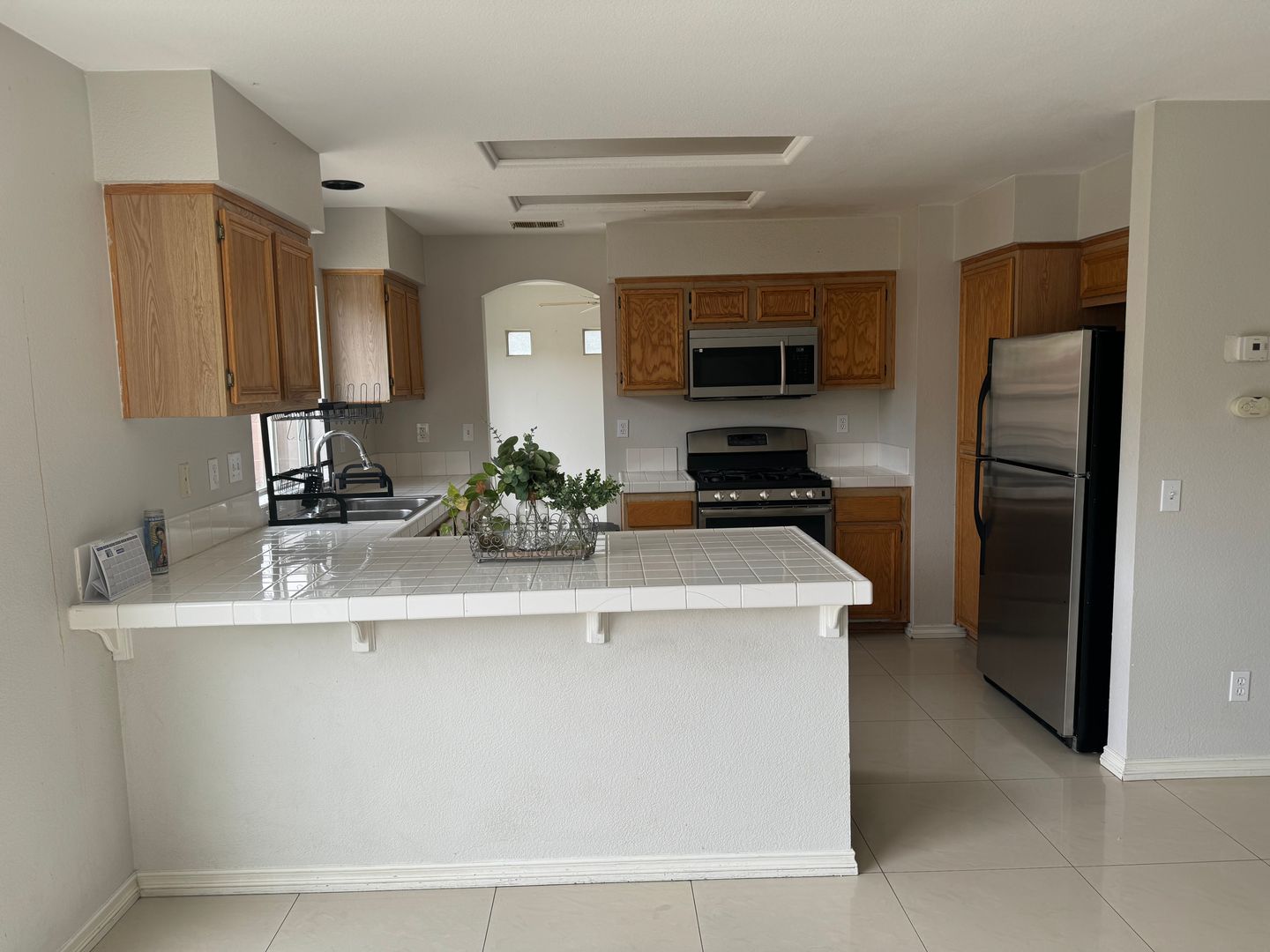 Glancy Dr 4 of 12