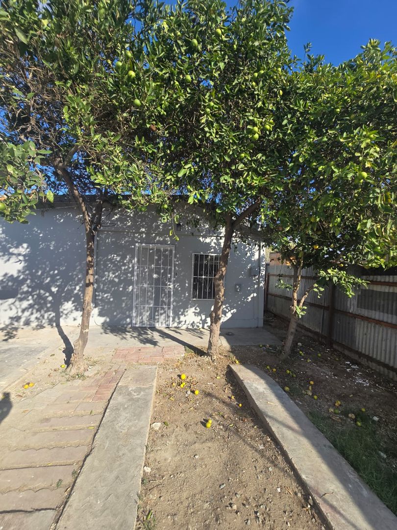 San Ysidro Apartment: 302 Sycamore Rd