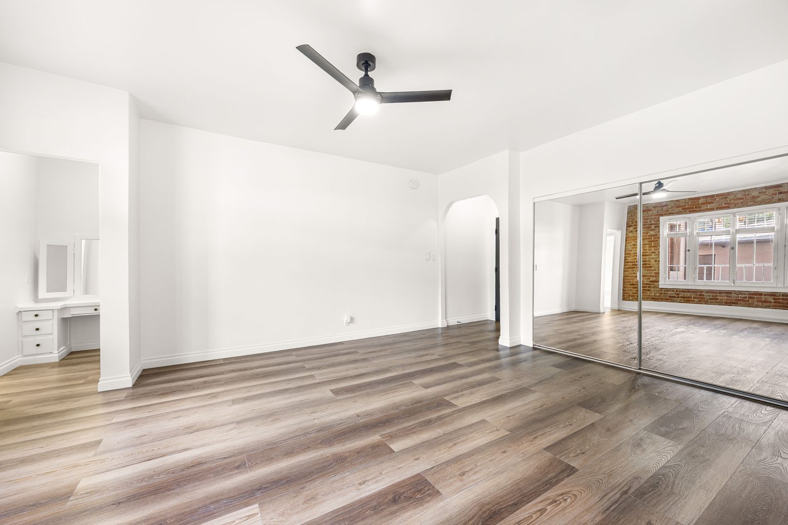 Los Angeles Apartment: 1775 N. Orange Drive
