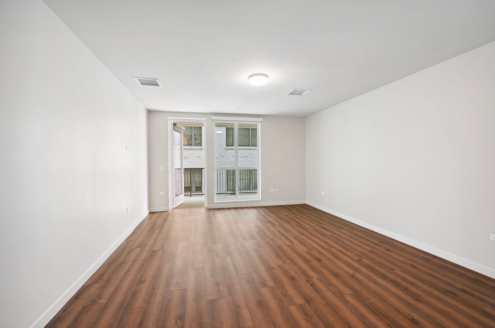 Los Angeles Apartment: 1818 N Cherokee Ave.