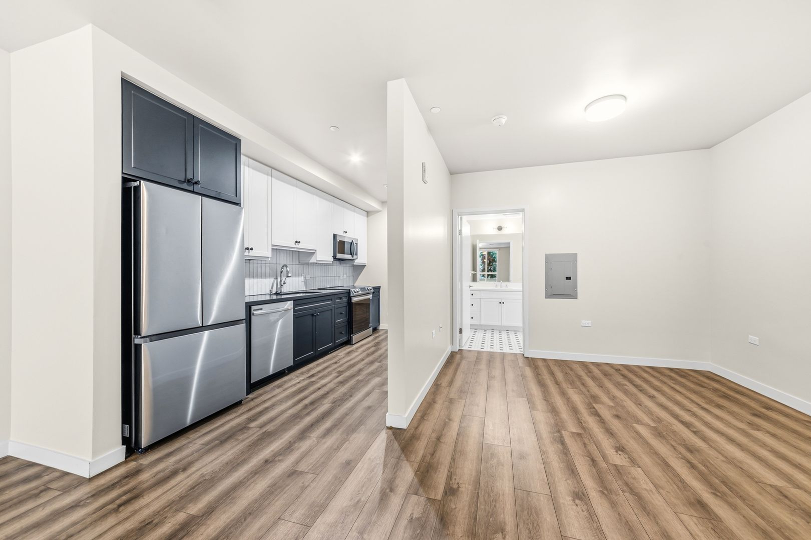 Los Angeles Apartment: 1818 N. Cherokee Ave