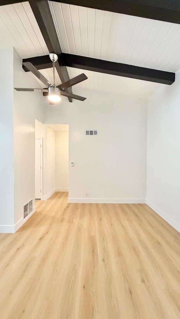 Los Angeles Apartment: 4122-4124 Palmwood Dr.