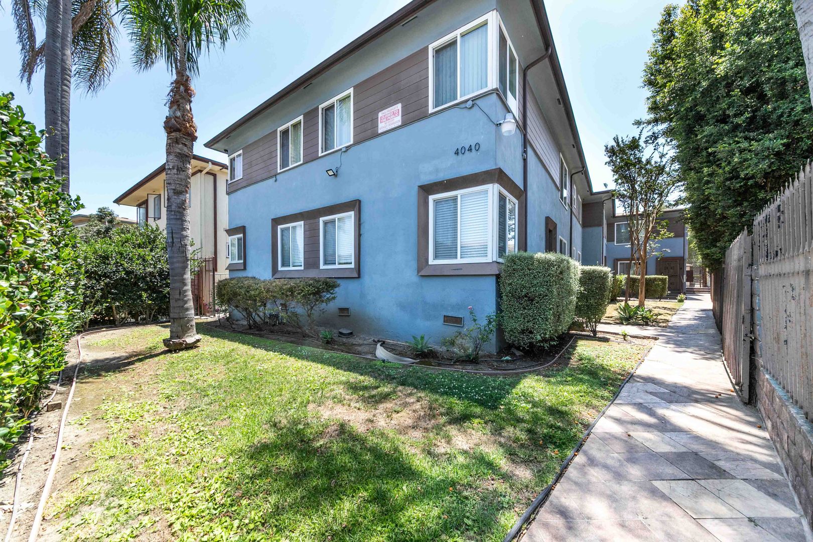 Los Angeles Apartment: 4040 Palmwood Drive