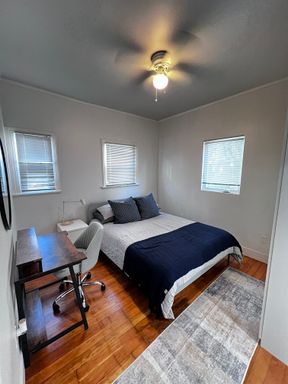 1 Bedroom Ground Floor Apartment near Griffith Park – photo 1