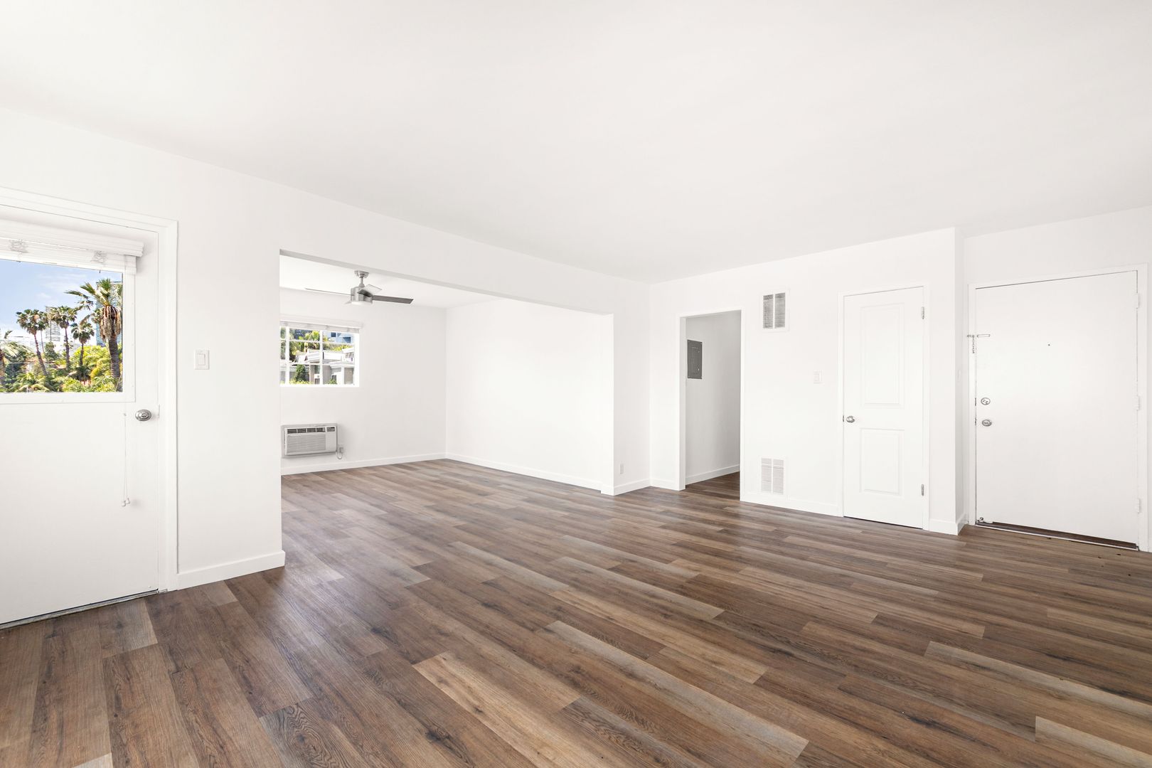 West Hollywood Apartment: 8440 Fountain Ave