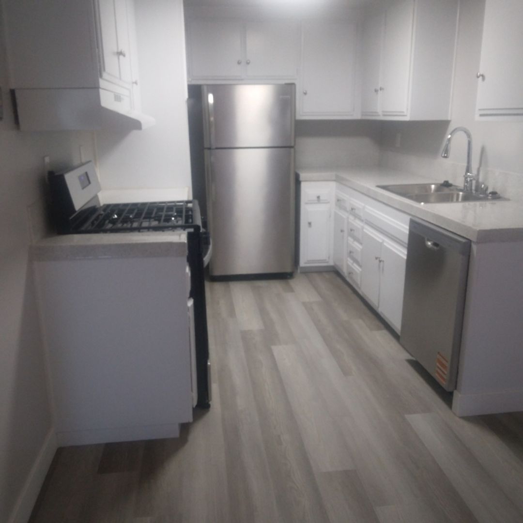 El Cajon Apartment: 301 Compton Street