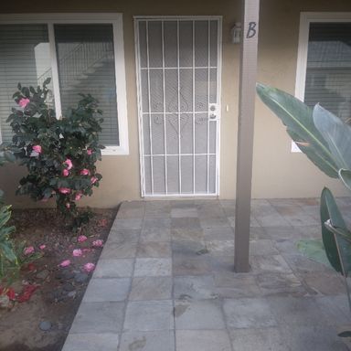 *BEAUTIFUL ONE BEDROOM WITH PATIO* $300 OFF FIRST MONTHS RENT* – photo 1