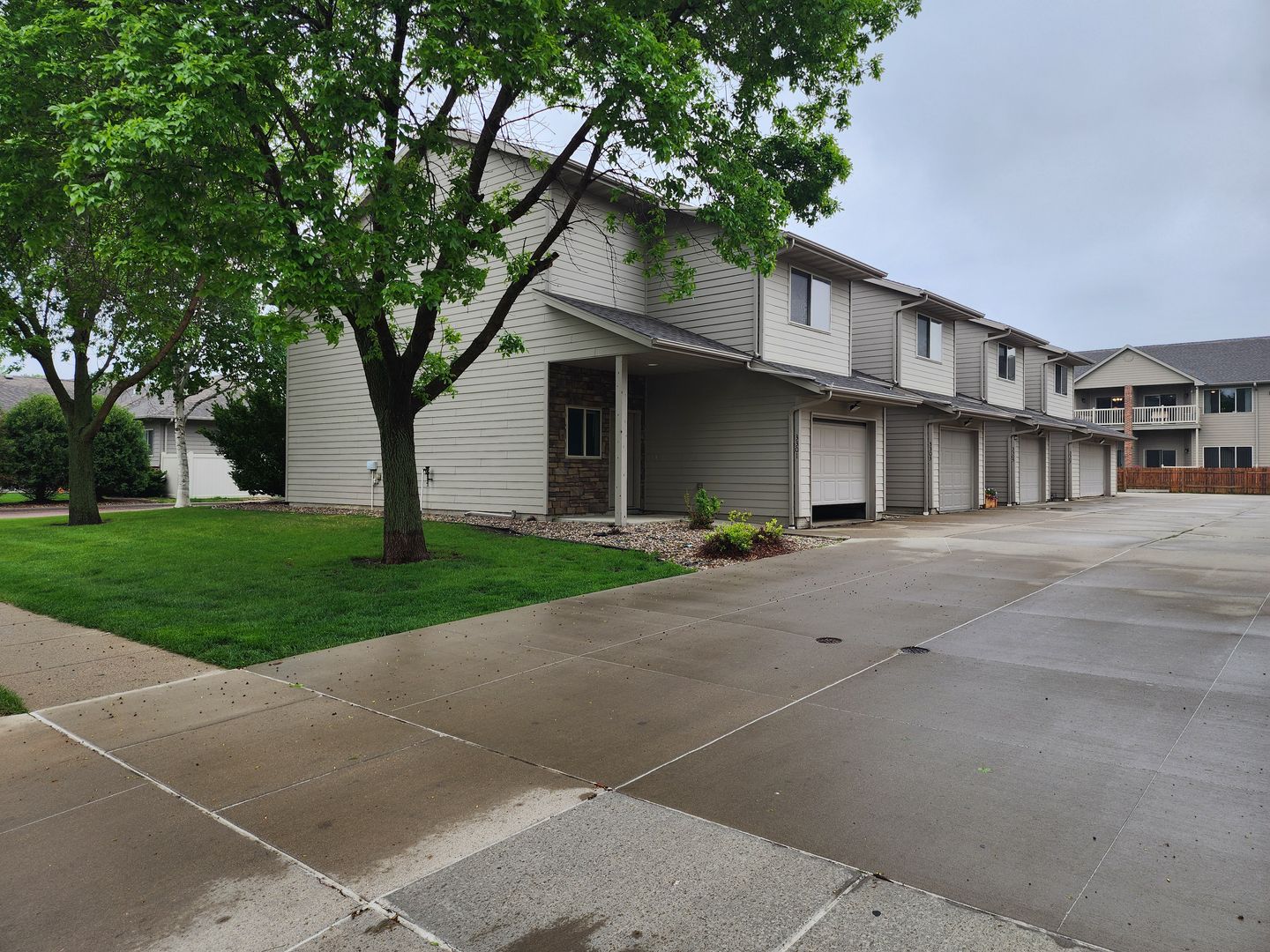 sioux falls House: 3301 W Bitterroot Street