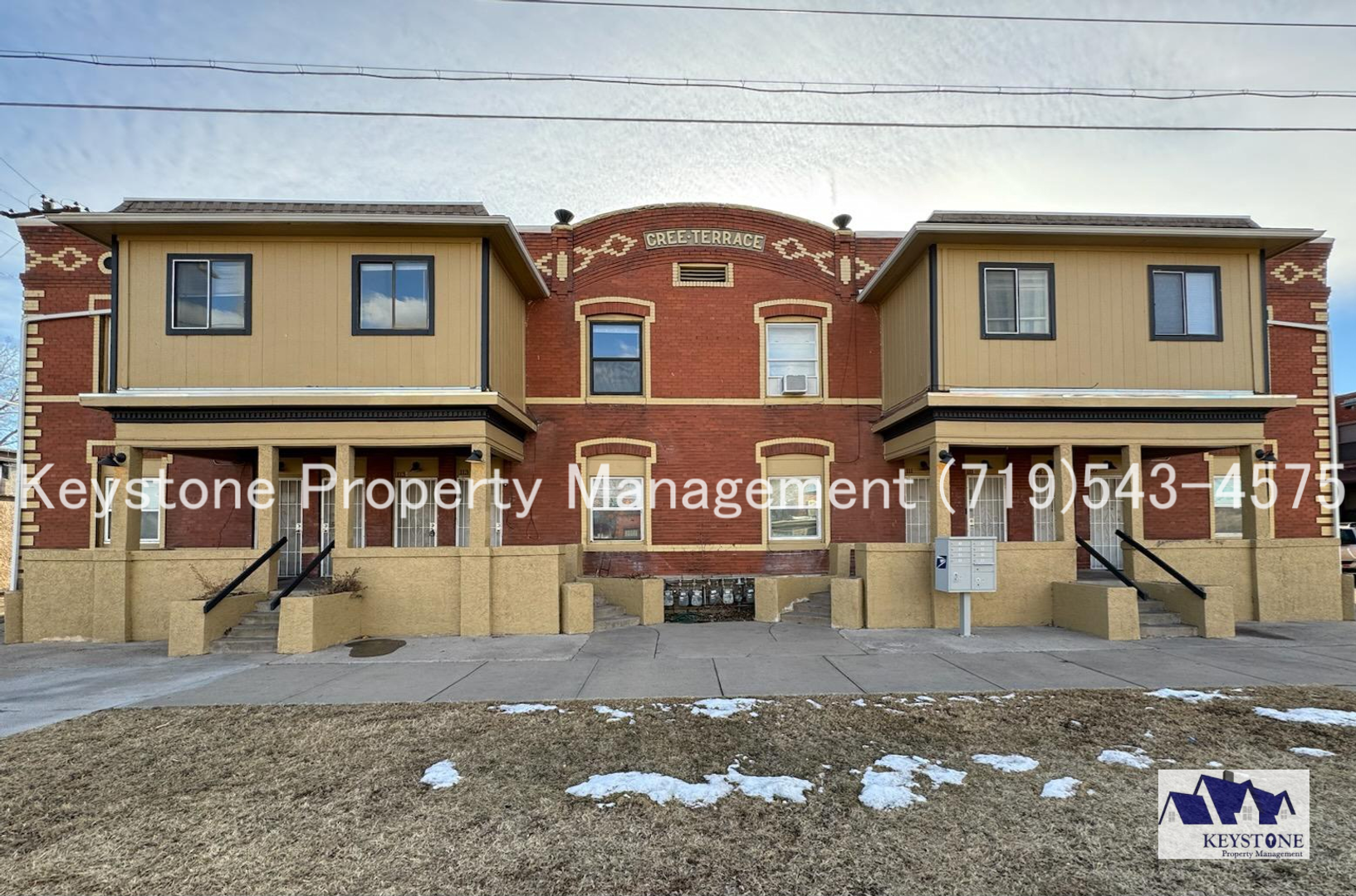 Housing Approved -  Centrally Located Ground Level Apartment 2 Bed/1 Bath Apt.- $925/$925