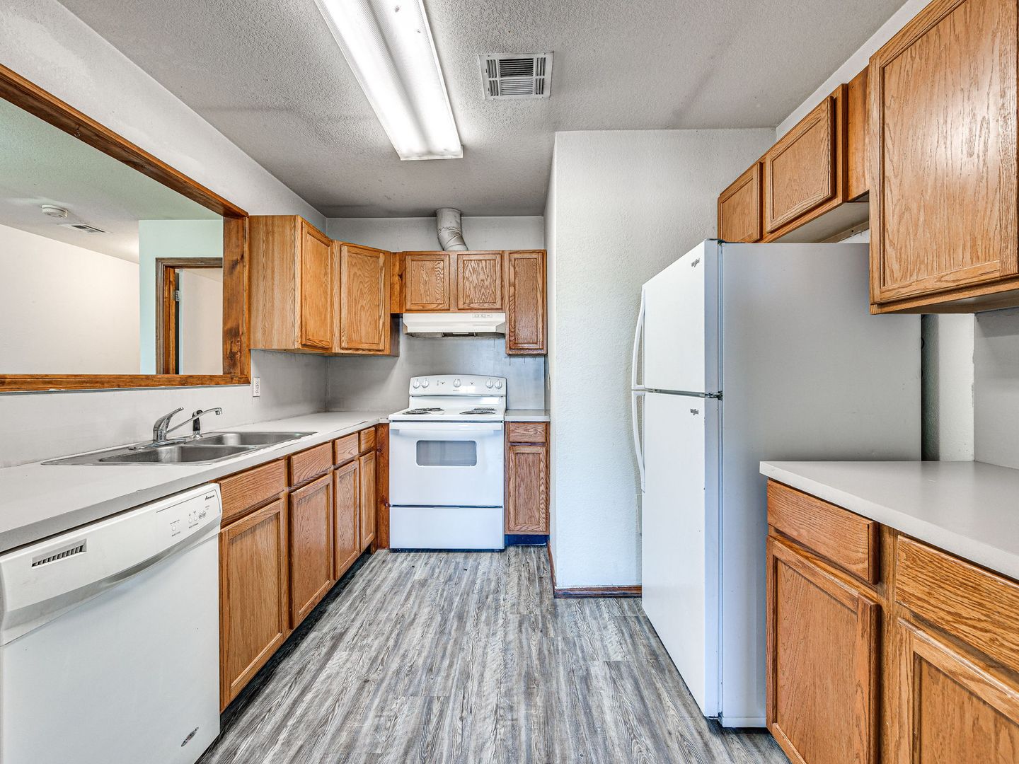 Enid Apartment: 4121 S Van Buren St