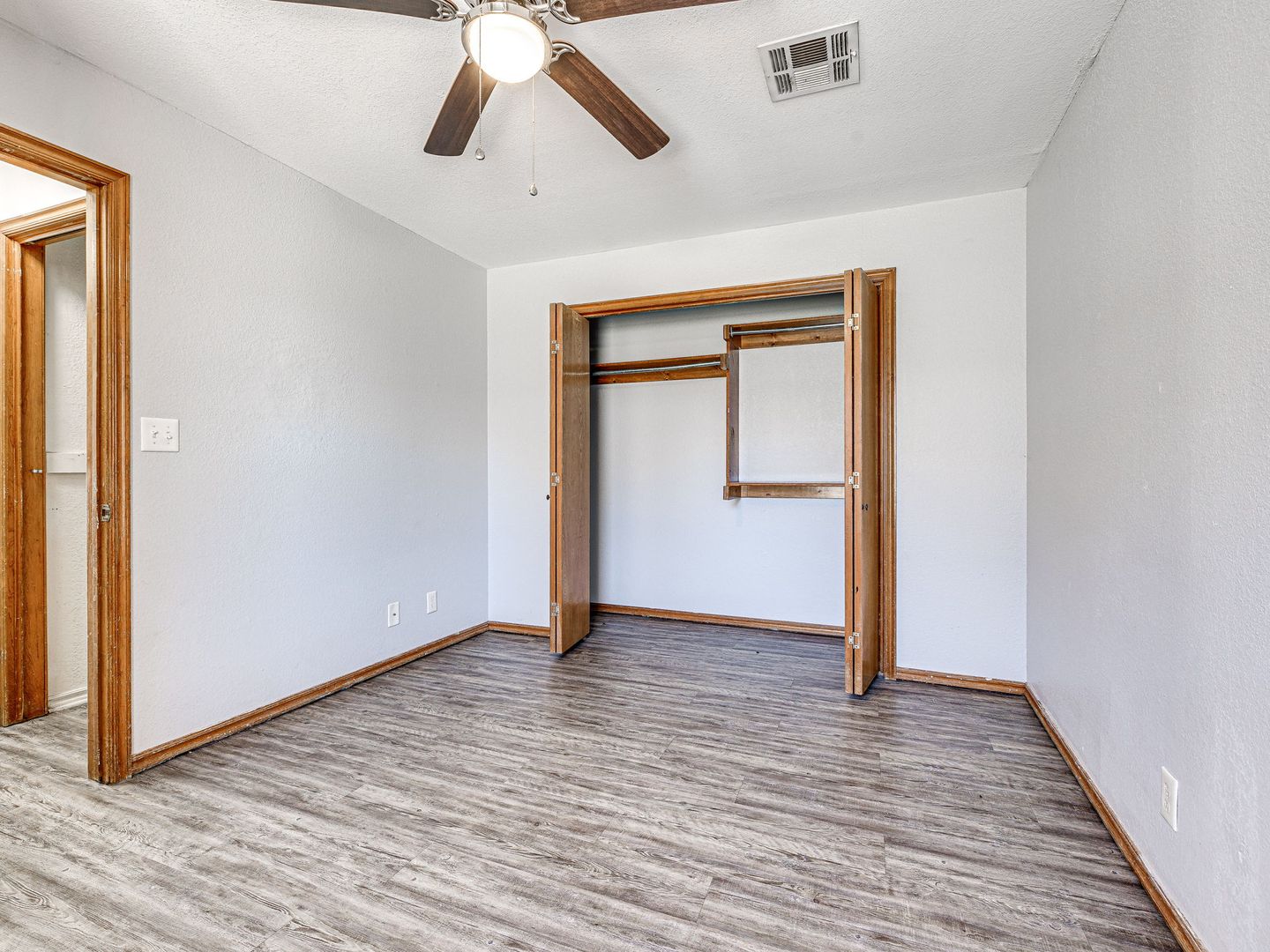 Enid Apartment: 4121 S Van Buren St