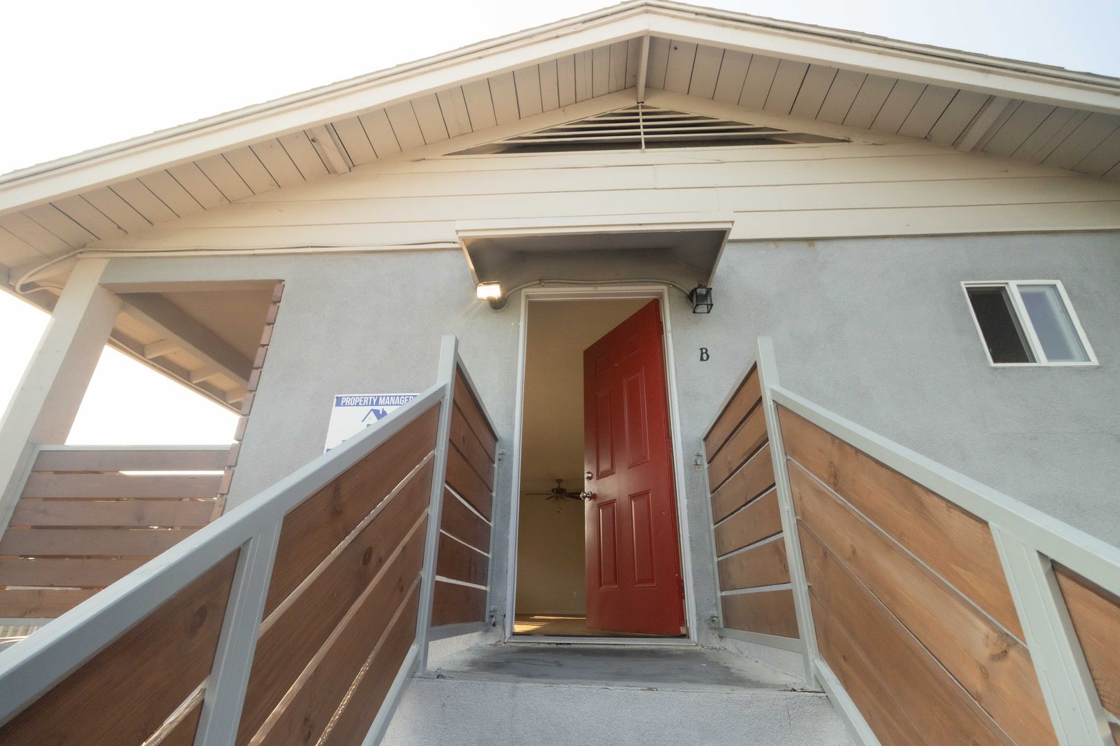 Oceanside Apartment: 1202 Missouri Avenue