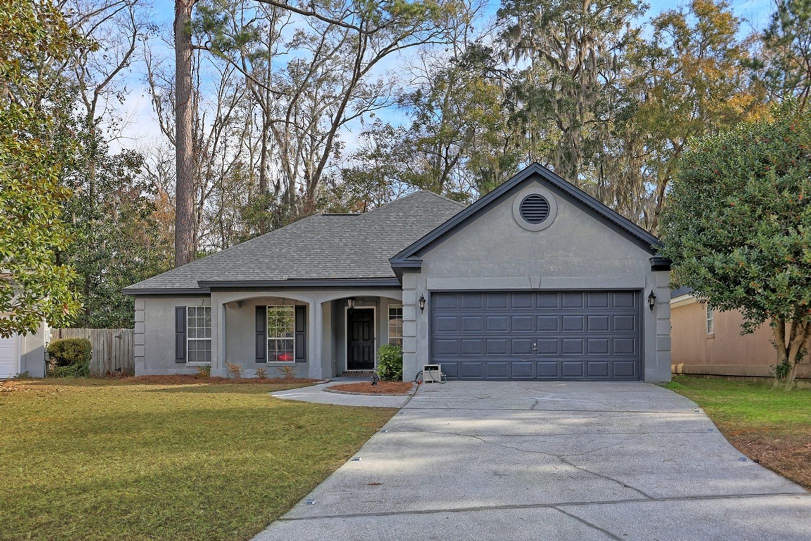 Savannah House: 110 Saint Ives Way