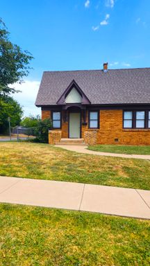 1 Bed 1 Ba Furnished Duplex in GUERNSEY PARK PLACE/ NW OKC by Paseo 23rd St Shops – photo 1